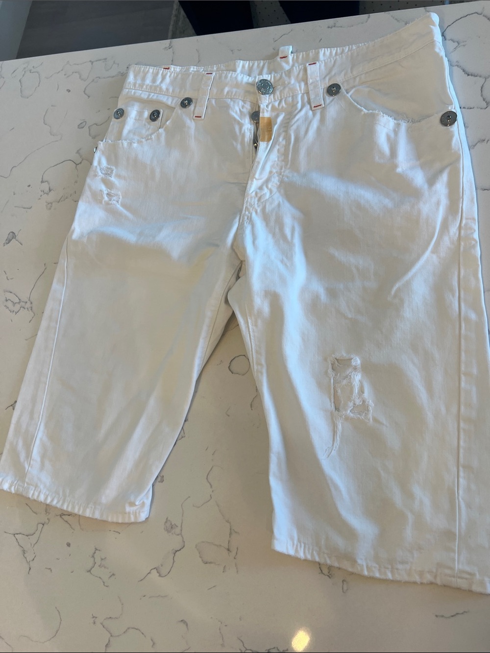 DSQUARED2 White Distressed Men’s Jean Shorts